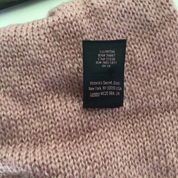 VICTORIAS SECRET HEADBAND EARWARMER NWOT - Picture 6 of 8